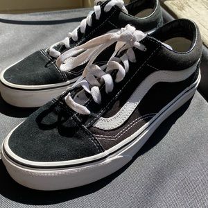 Vans Old Skool Black & White Skate Shoes